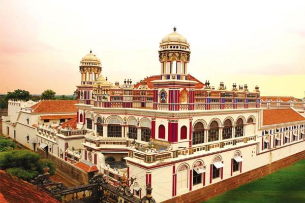 Chidambara Vilas - A Luxury Heritage Resort Kānādukāttān Exterior foto