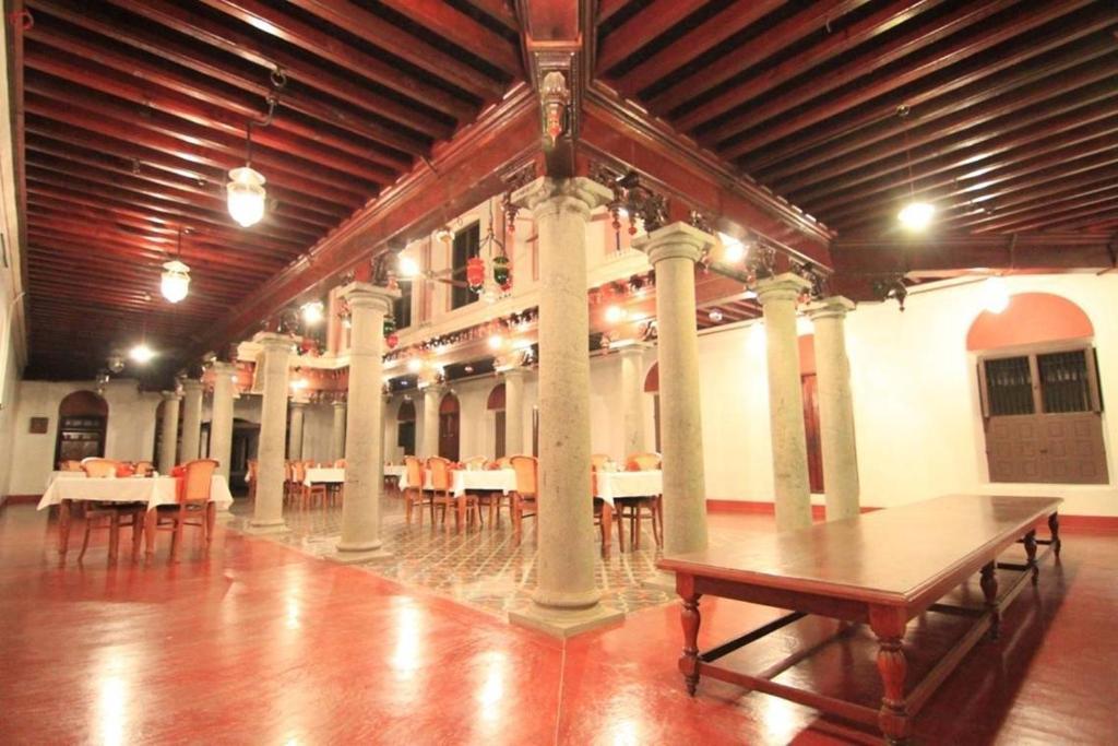 Chidambara Vilas - A Luxury Heritage Resort Kānādukāttān Exterior foto